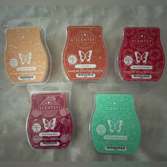 5 bar Scentsy wax bundle - Picture 2 of 3